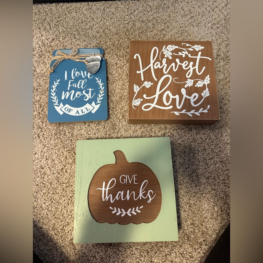 Fall Farmhouse Decor